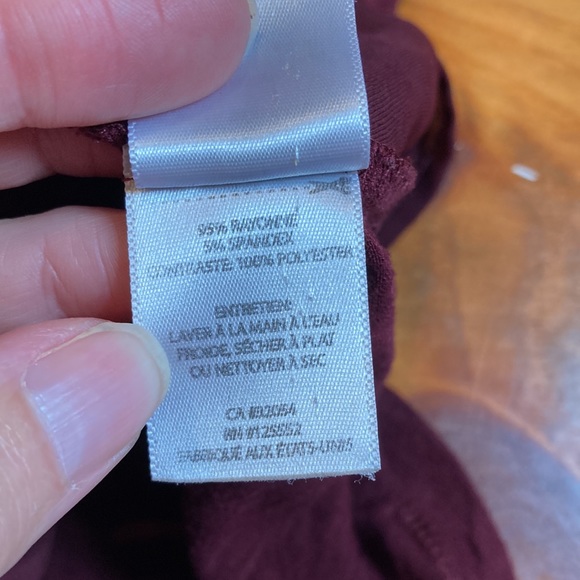 DOLAN T-Shirt M Mixed Media Raglan Sleeve Pocket Tee Round Neck Burgundy Maroon - Picture 8 of 9